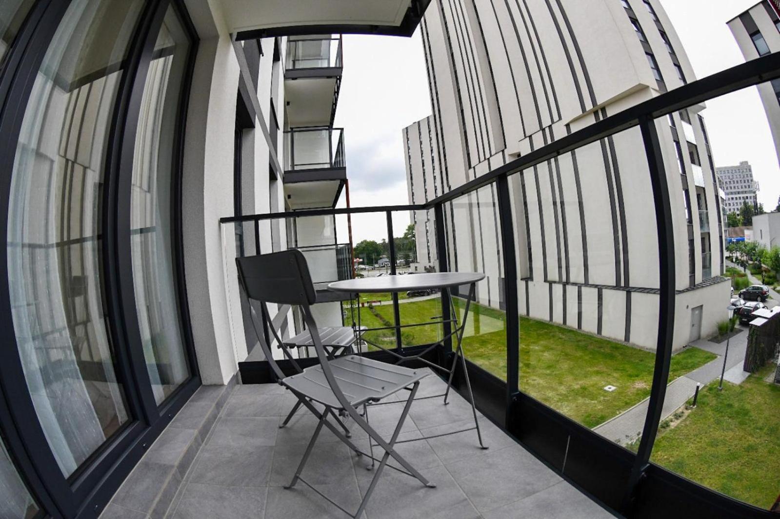 Elegant Two-Room Apartment, Sleeps 4, Near Turon Arena, With Balcony Kraków Eksteriør billede